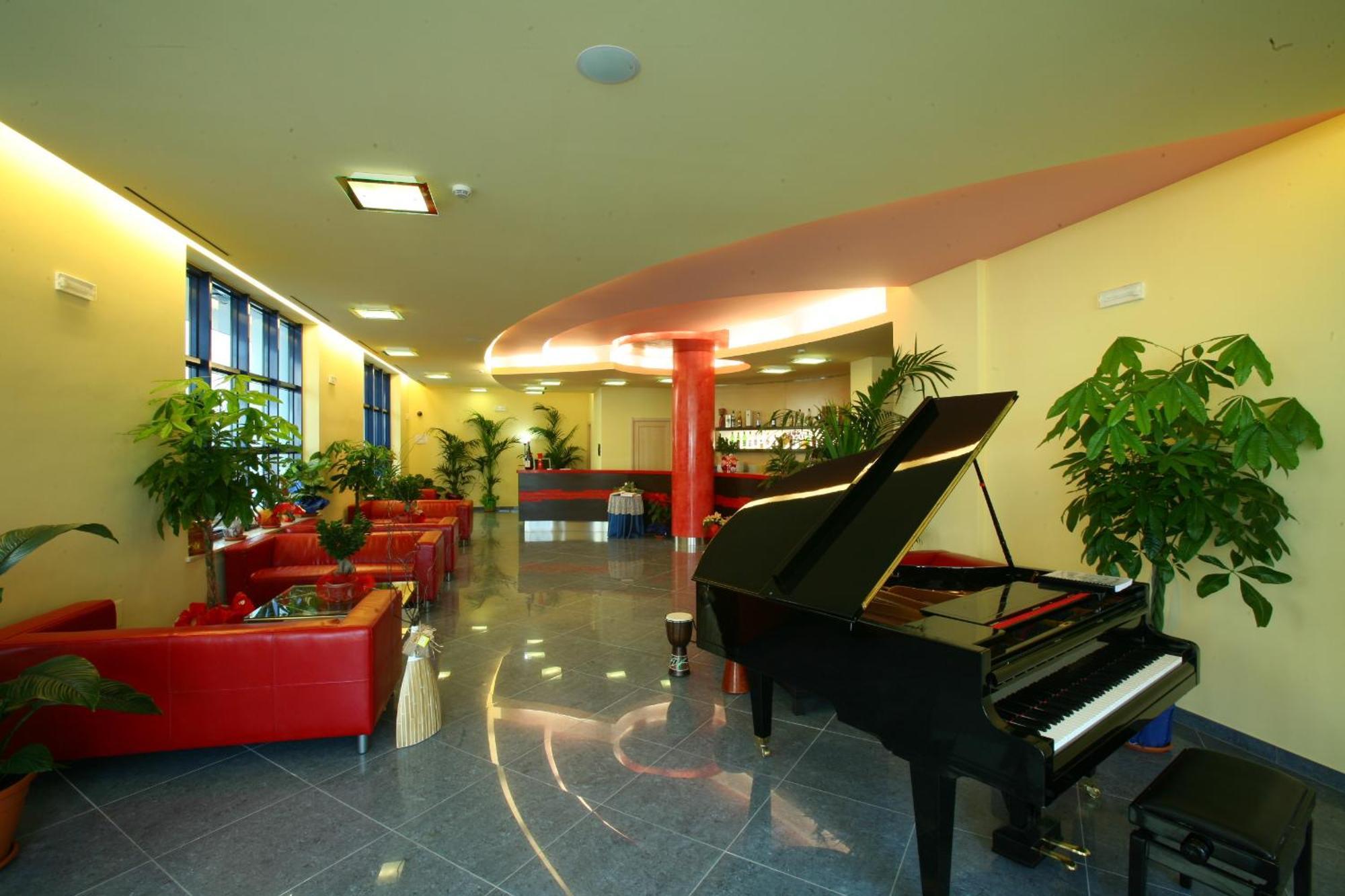 Blu Residence - Hotel Nel Salento Казарано Экстерьер фото