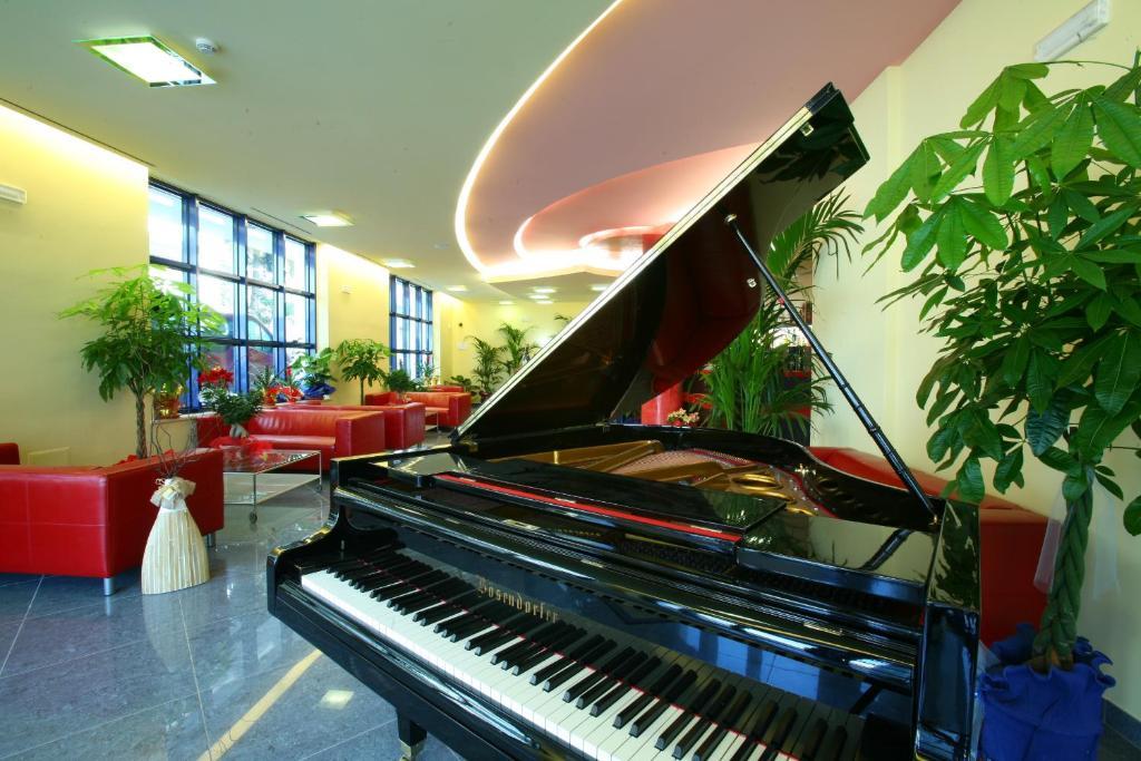 Blu Residence - Hotel Nel Salento Казарано Экстерьер фото